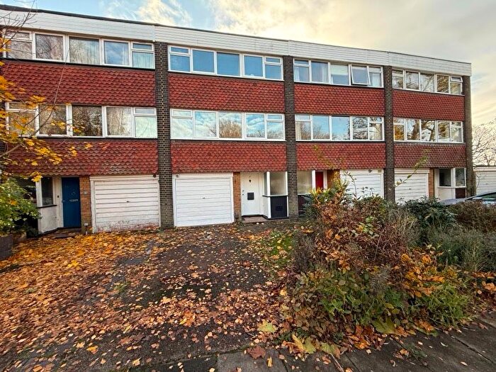 4 Bedroom Terraced House To Rent In Lakeside, Edgehill Road, London, W13