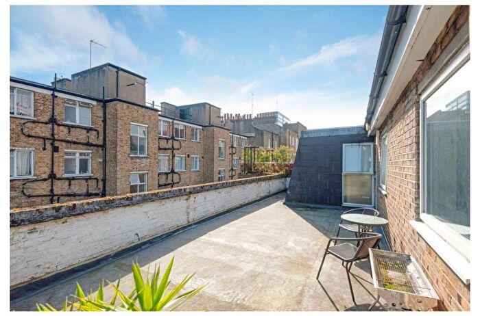 2 Bedroom Flat To Rent In Boston Place, London, NW1