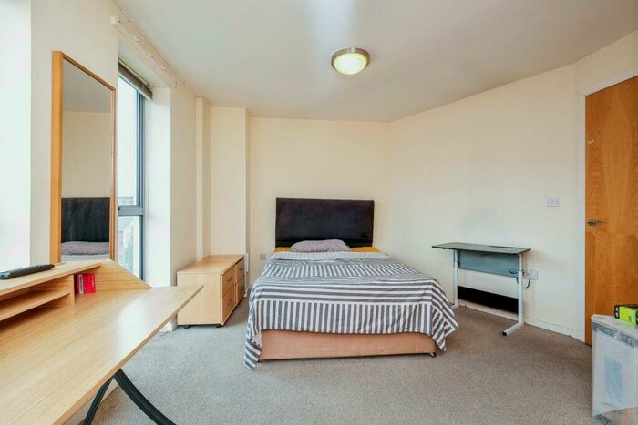2 Bedroom Apartment To Rent In Millwright Street, Leeds, LS2