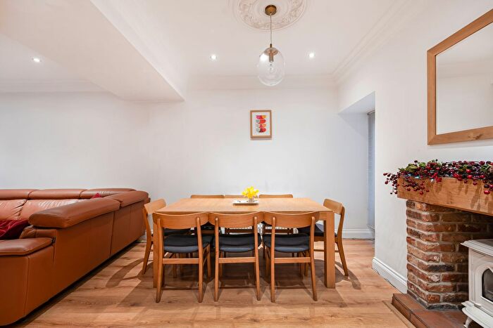 3 Bedroom Terraced House For Sale In Charles Street, Petersfield, Hampshire, GU32