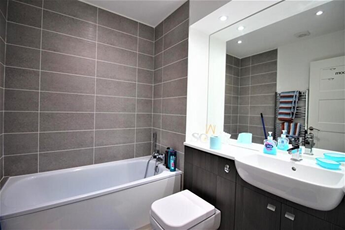 2 Bedroom Flat To Rent In Pavillion Apartments Worksop Road Swallownest, Sheffield, S26