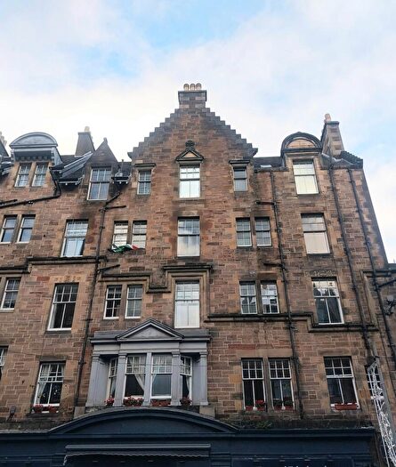 1 Bedroom Flat To Rent In High Street, Edinburgh, Midlothian, EH1