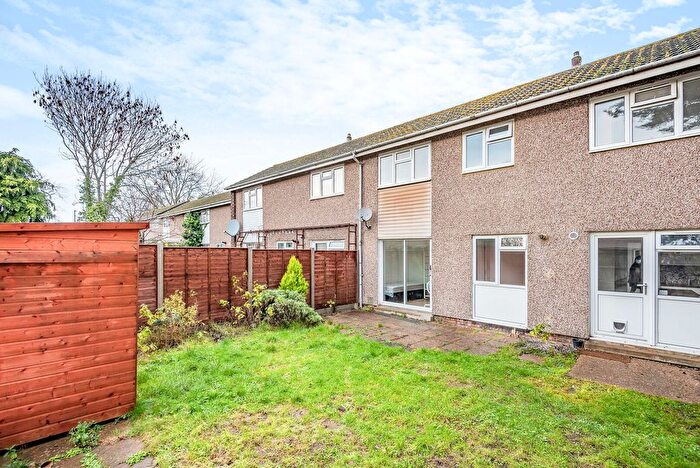 5 Bedroom Terraced House To Rent In Southway, Guildford, GU2