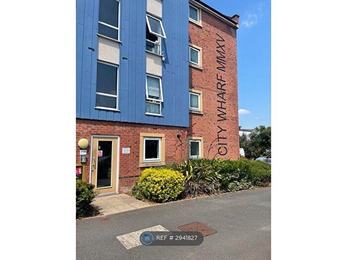 2 Bedroom Flat To Rent In Foleshill Road, Coventry, CV1