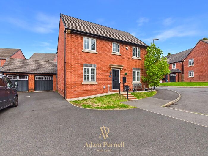 4 Bedroom Detached House For Sale In Cardinal Drive, Burbage, LE10