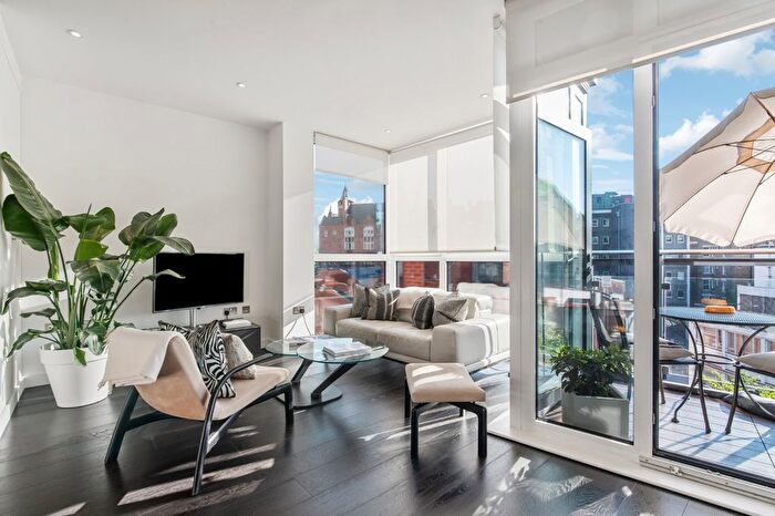 1 Bedroom Flat For Sale In Hepworth Court, Gatliff Road, SW1W