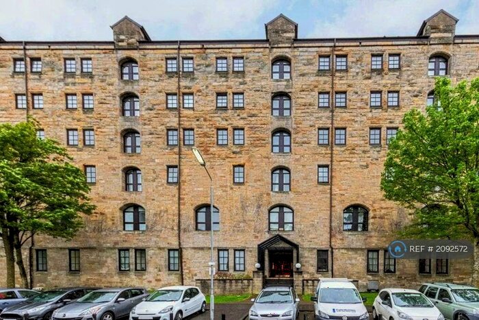 2 Bedroom Flat To Rent In Bell Street, Glasgow, G4