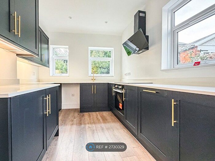 3 Bedroom Semi-Detached House To Rent In Orchard Road, Hull, HU4