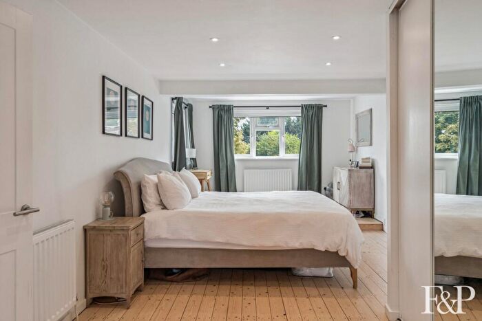 4 Bedroom Semi-Detached House For Sale In Church Walk, Burnham, SL1