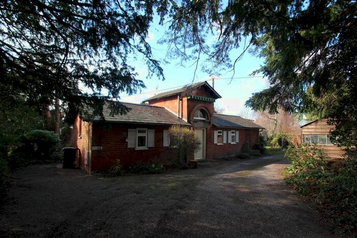 2 Bedroom Detached Bungalow To Rent In Swainshill, Hereford, HR4