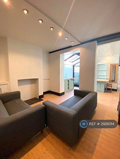 4 Bedroom Terraced House To Rent In Inverness Place, Cardiff, CF24