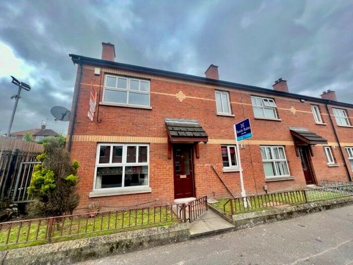 2 Bedroom End Of Terrace House To Rent In Sunnyside Street, Belfast, County Antrim, BT7