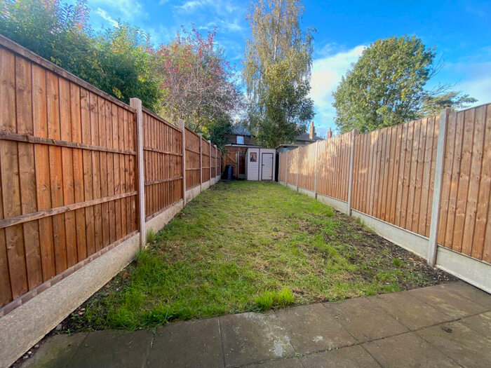 2 Bedroom Terraced House To Rent In Roberts Close, Orpington, BR5