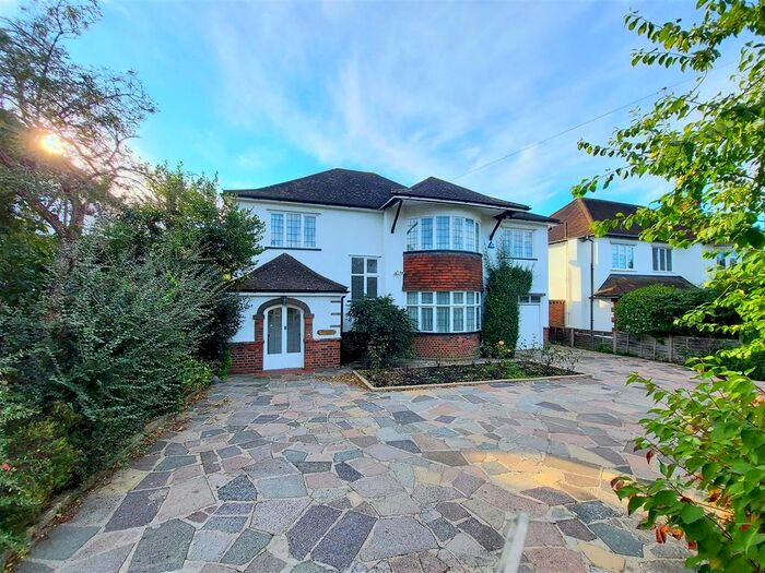 5 Bedroom Property To Rent In Sandy Lane, Cheam, Sutton, SM2