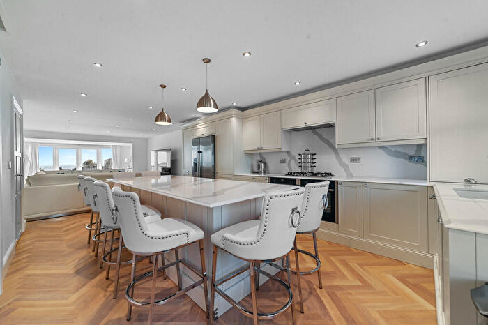 4 Bedroom Detached House For Sale In The Beach Houses, Green Lane, Walton On Naze, CO14