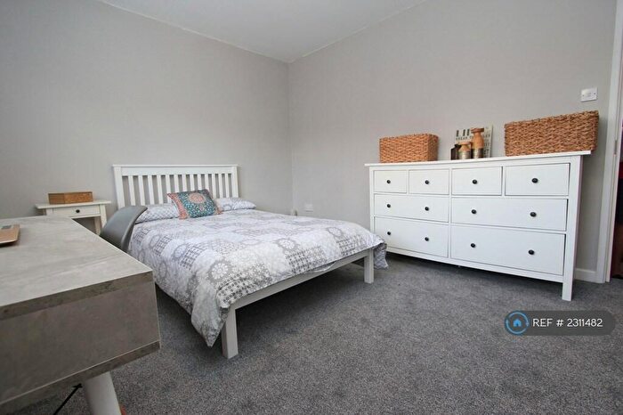 5 Bedroom Terraced House To Rent In Thackeray Road, Southampton, SO17