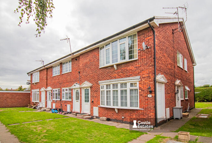 2 Bedroom Maisonette For Sale In Sherwood Court, Nottingham, NG9