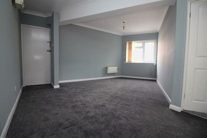 1 Bedroom Flat To Rent In Rosemary Road, Clacton-on-Sea, CO15