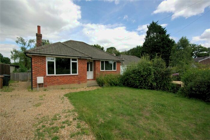 2 Bedroom Bungalow To Rent In Brook Close, North Baddesley, Southampton, Hampshire, SO52