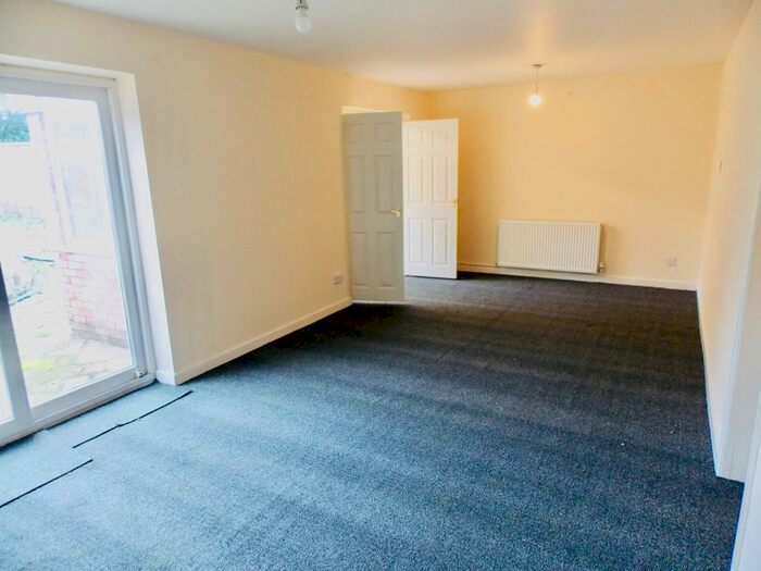 4 Bedroom Terraced House To Rent In Chockleys Meadow, Telford, TF1