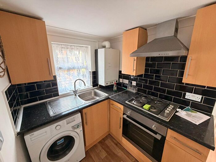 Studio To Rent In Malta Road, Leyton, E10