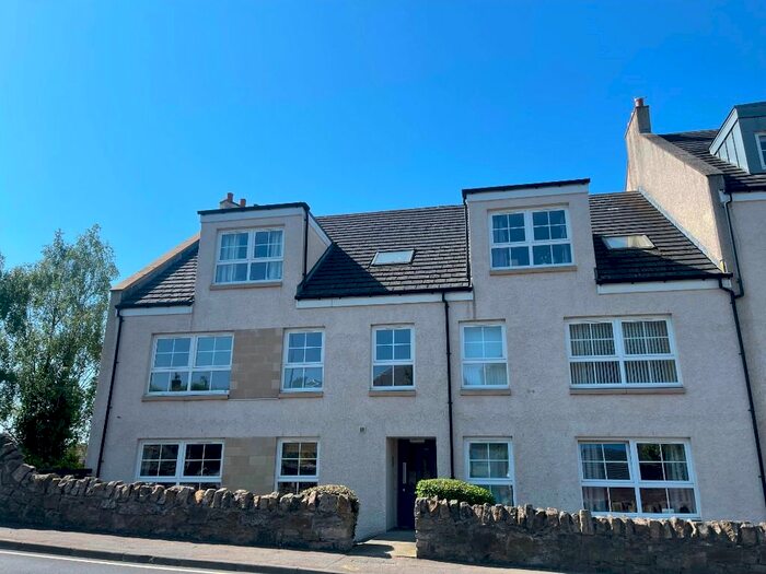 3 Bedroom Flat To Rent In Toll Road, Kincardine, Fife, FK10