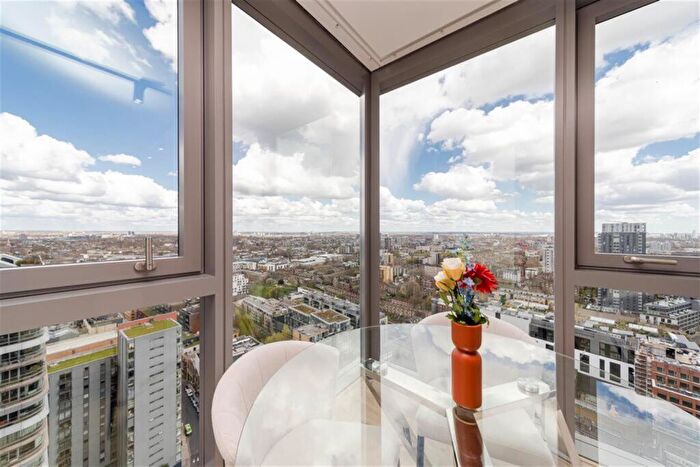 2 Bedroom Apartment To Rent In Valencia Tower, Bollinder Place, EC1V