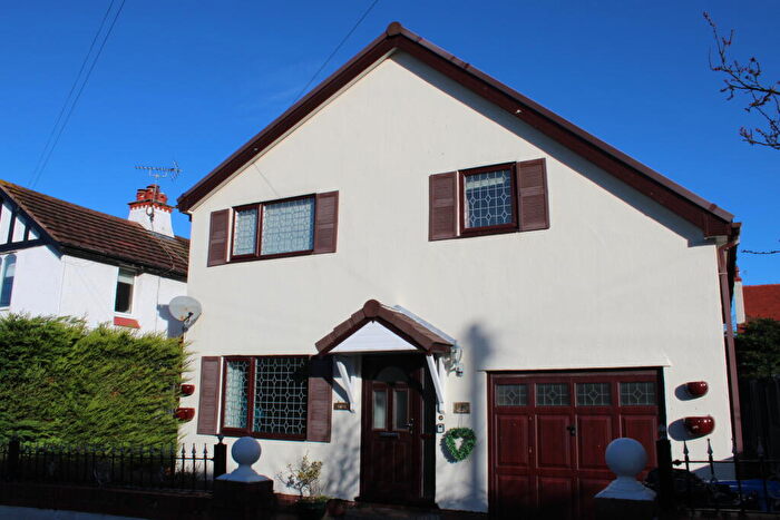 4 Bedroom Detached House To Rent In Palmeira Gardens, Prestatyn, LL19