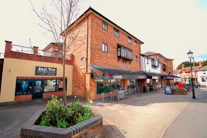 1 Bedroom Flat To Rent In Linden Drive, Liss., GU33