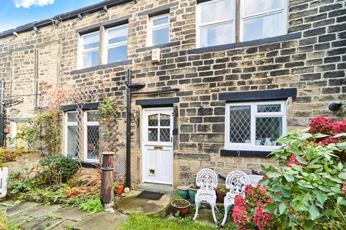 2 Bedroom Terraced House For Sale In West End Road, Calverley, Pudsey, LS28