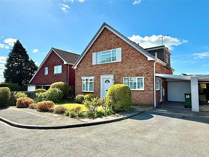 2 Bedroom Detached House For Sale In Saxon Place, Eastbourne, East Sussex, BN21