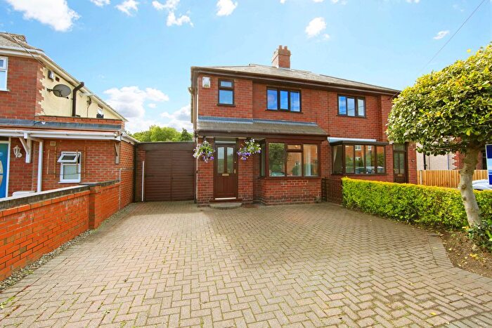 3 Bedroom Semi Detached House For Sale In Broadway, Ketley, TF1