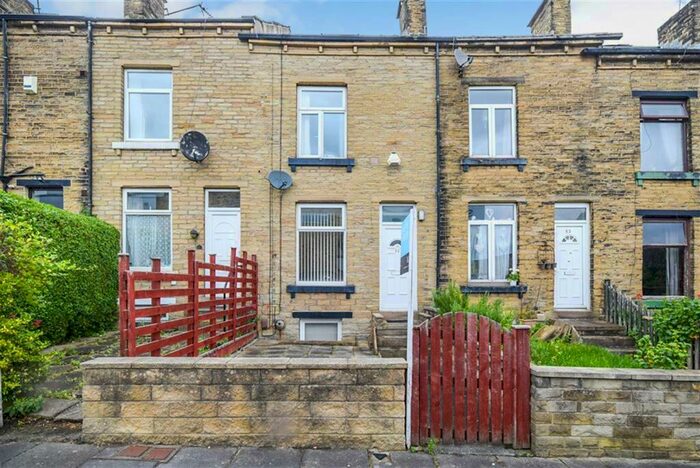 1 Bedroom Flat To Rent In Alexandra Road, Shipley, BD18