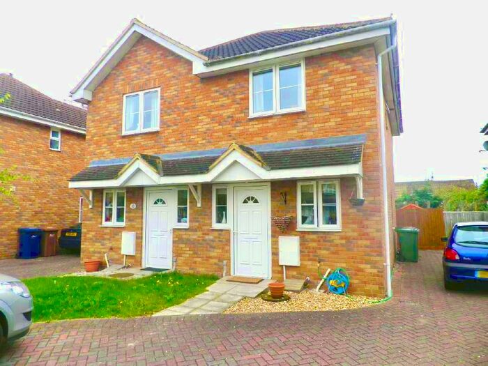 2 Bedroom Semi-Detached House To Rent In The Birches, March, PE15