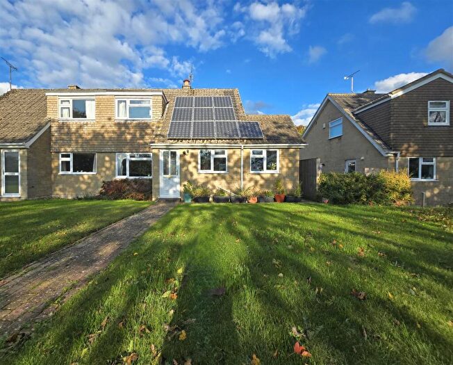 3 Bedroom Semi-Detached House For Sale In The Ridings, Kington St Michael, SN14