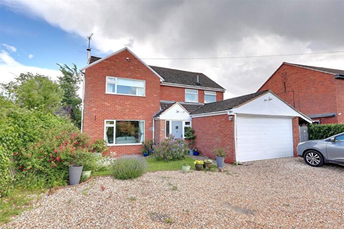 5 Bedroom Detached House For Sale In Broad Street, Hartpury, Gloucester, GL19