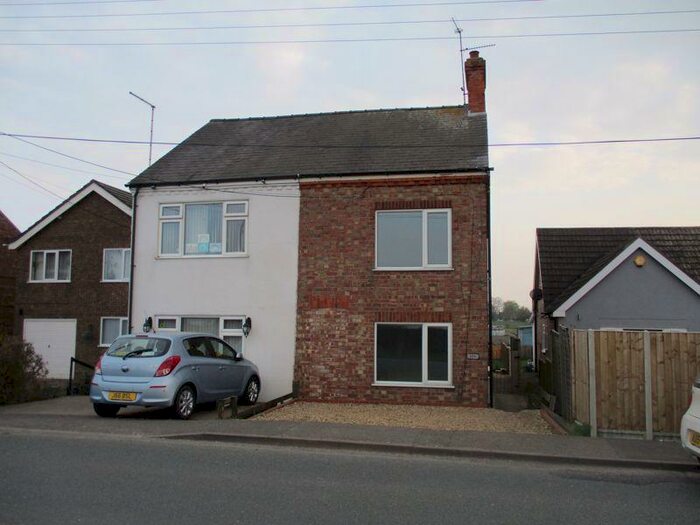 3 Bedroom Semi-Detached House To Rent In Bourne Road, Spalding, PE11
