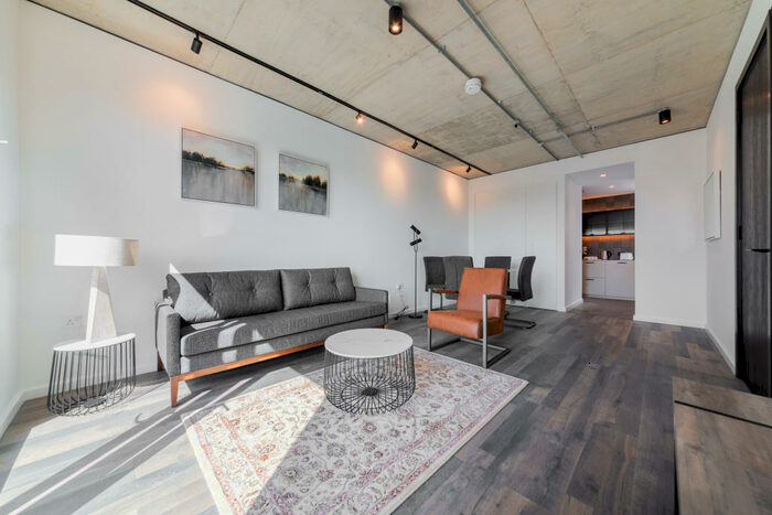 1 Bedroom Apartment To Rent In Lawrence Road, London, N15