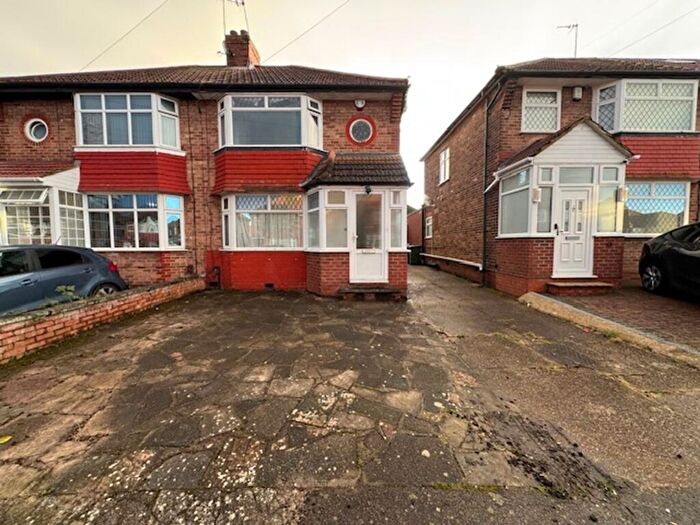 3 Bedroom Semi-Detached House For Sale In Orchard Grove, Edgware, HA8