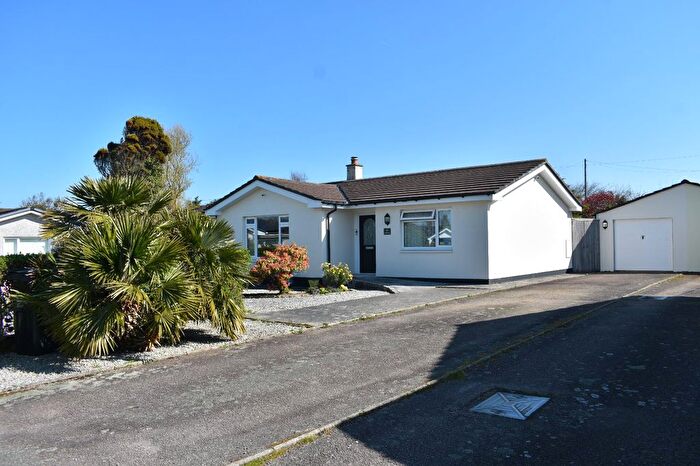 4 Bedroom Bungalow For Sale In Chapel Close, Kehelland, Camborne, Cornwall, TR14