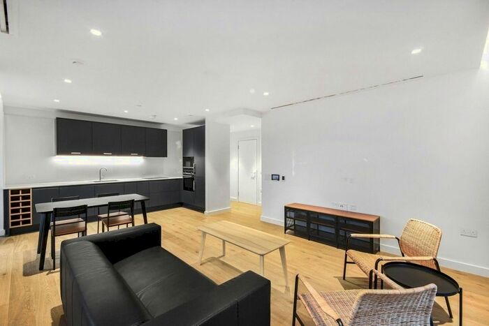 2 Bedroom Flat To Rent In Signature House, Postmark, Clerkenwell, WC1X