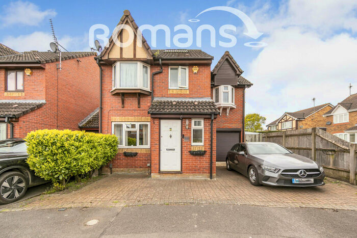 4 Bedroom Link Detached House To Rent In Regent Close, Lower Earley, RG6