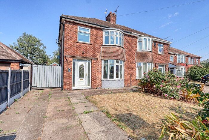 3 Bedroom Semi-Detached House For Sale In Marmion Road, Scunthorpe, DN16
