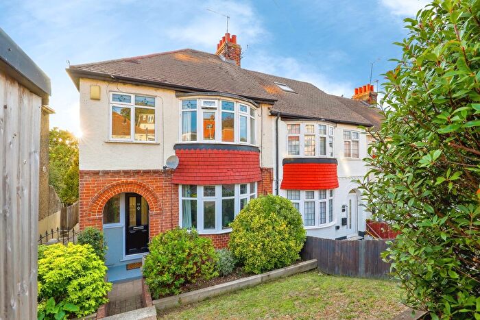 3 Bedroom End Terrace House For Sale In Howard Avenue, Rochester, Kent, ME1