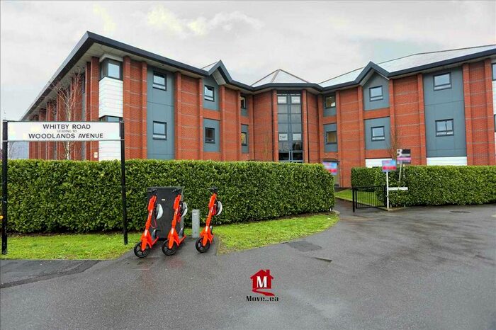 2 Bedroom Flat To Rent In Astoria Heights, Farnham Road, Slough, SL1