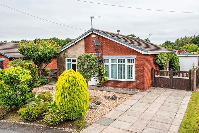 3 Bedroom Detached Bungalow For Sale In Grange Drive, Hoghton, Preston, PR5