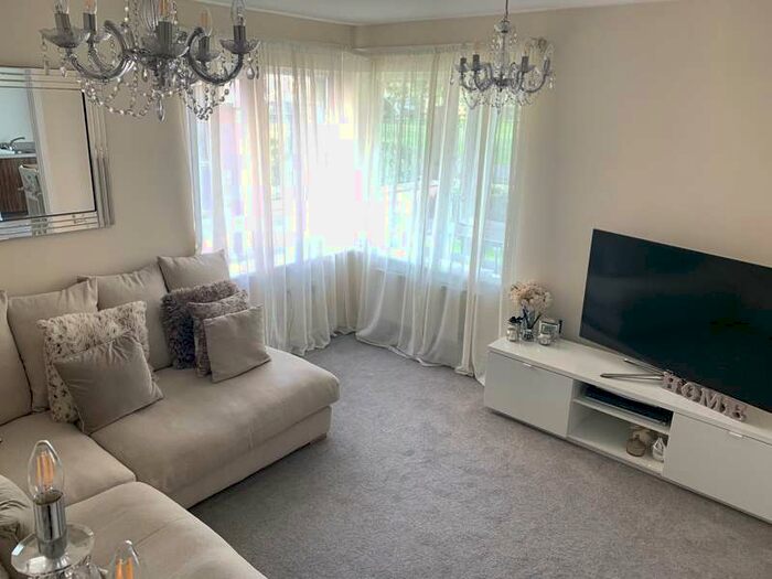 2 Bedroom Apartment To Rent In Flat 4, Painswick Road, Manchester, M22