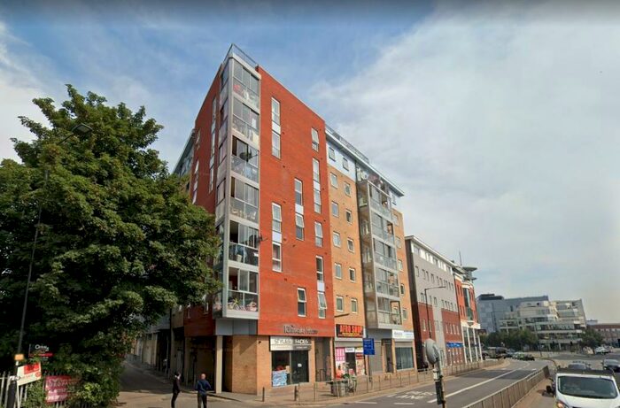 2 Bedroom Apartment To Rent In High Street, Slough, SL1