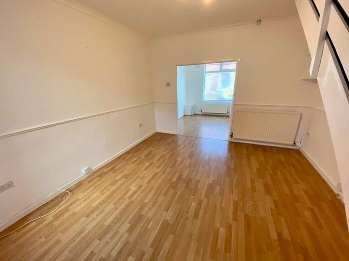 2 Bedroom Terraced House To Rent In Helena Street, Salford, M6