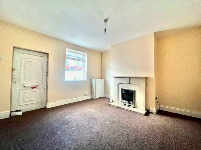 3 Bedroom Terraced House To Rent In Burnham Street, Fenton, Stoke-on-Trent, ST4